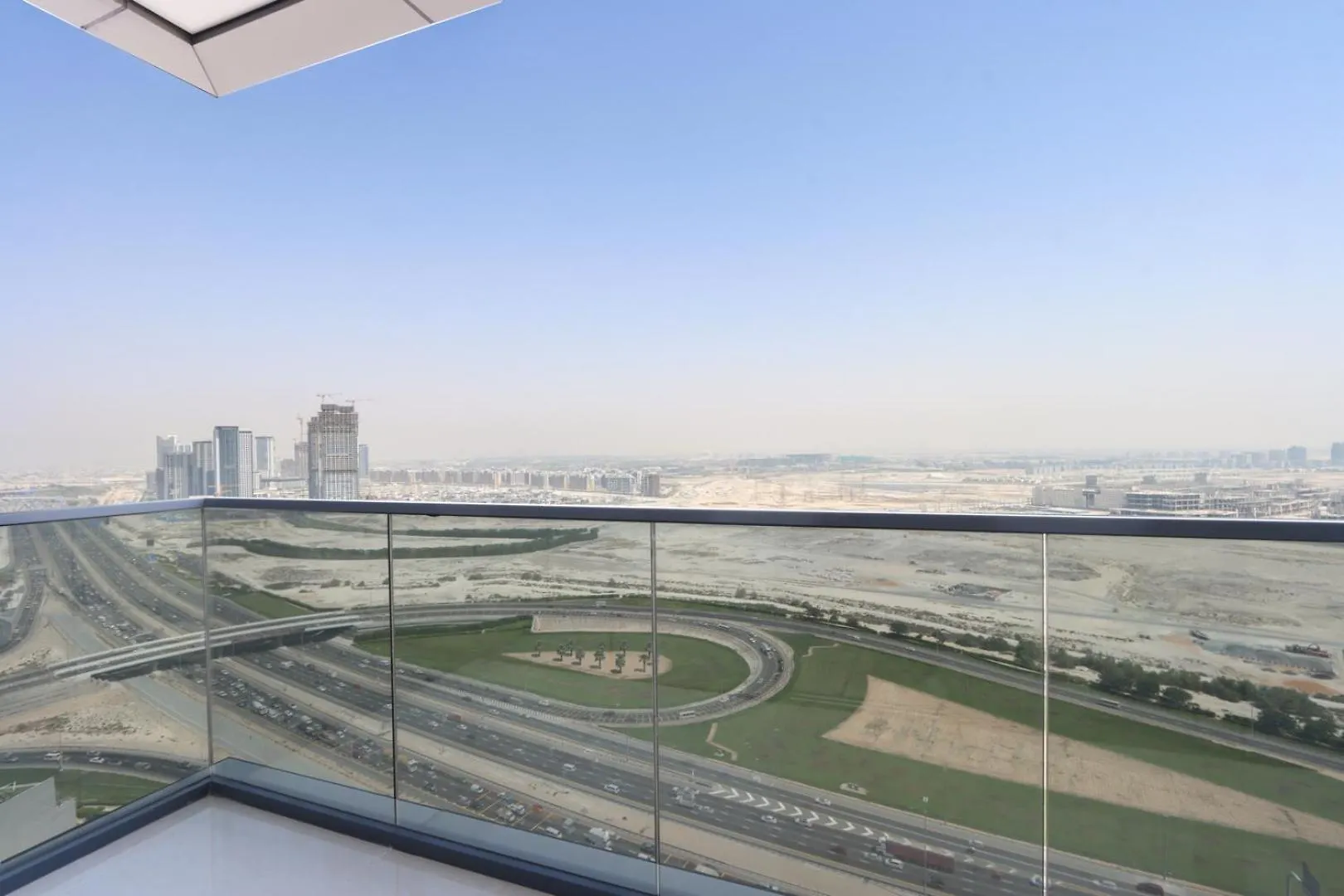Sleek 1Br With Open Views In Business Bay Apartment Dubai United Arab Emirates