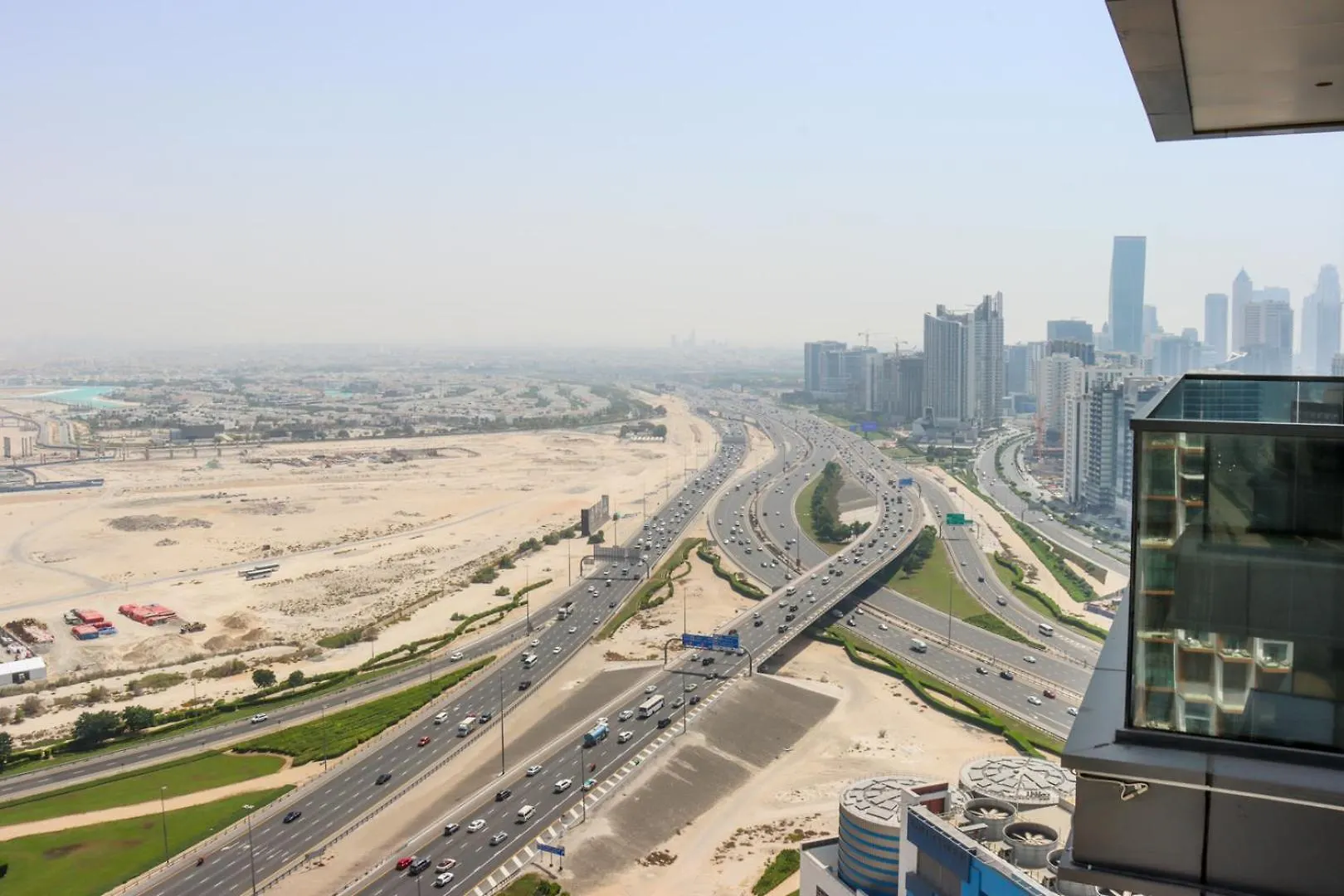 Sleek 1Br With Open Views In Business Bay Apartment Dubai