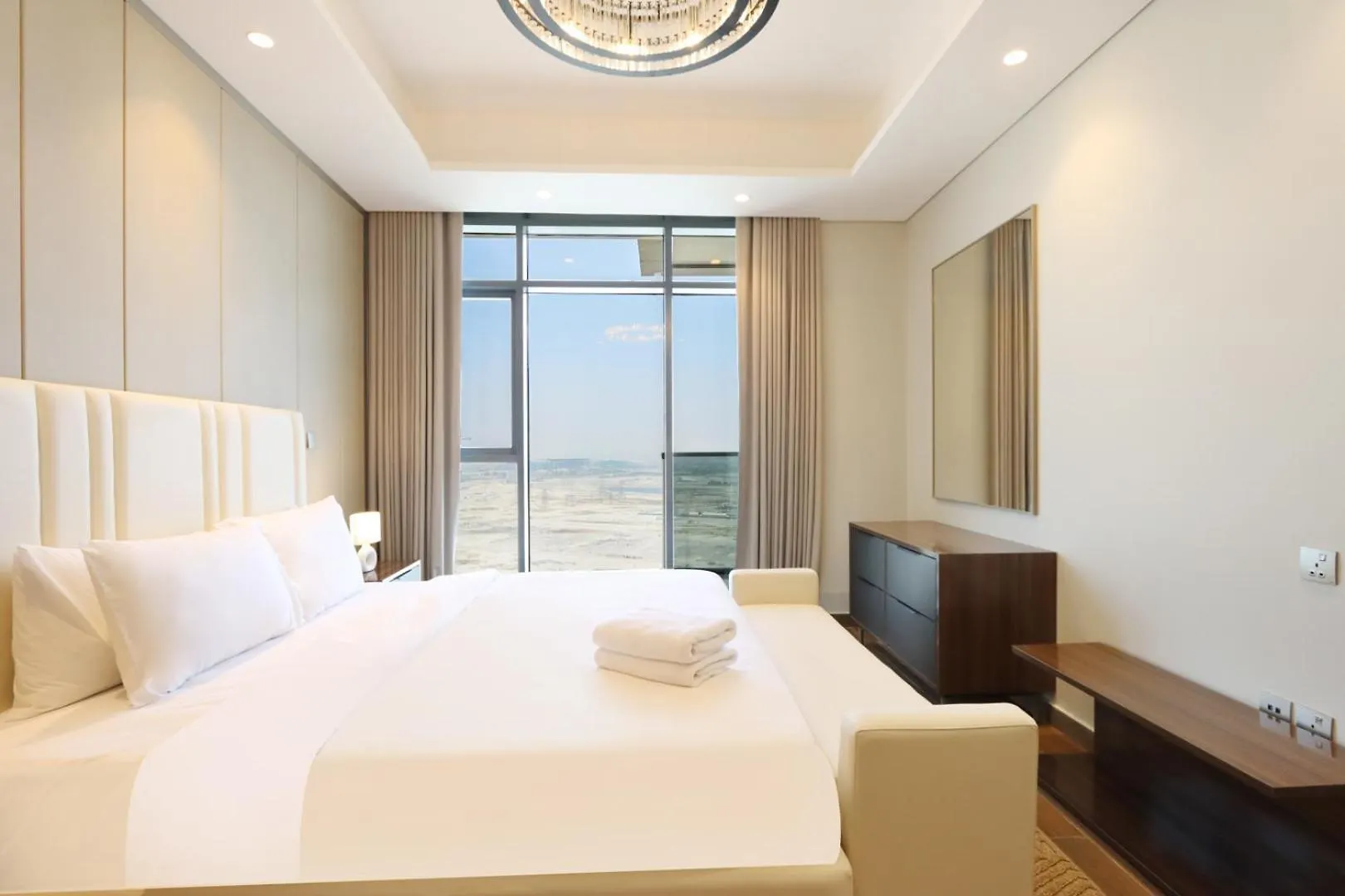 Sleek 1Br With Open Views In Business Bay Apartment Dubai United Arab Emirates